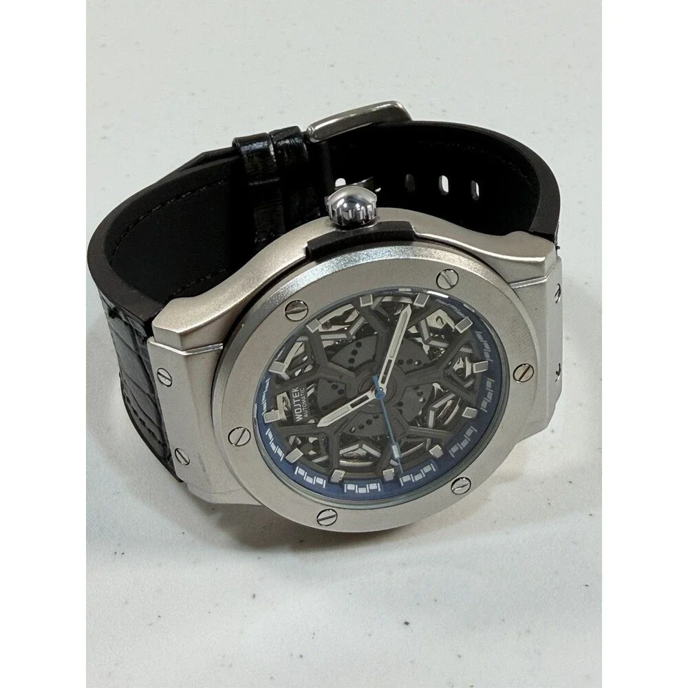 Men’s Automatic Mechanical Skeleton Racing Wheel Rim Design Sport Watch 44.9mm